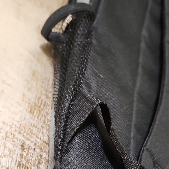 Sleek Black and Gray Backpack with Modern Design - Picture 4 of 6